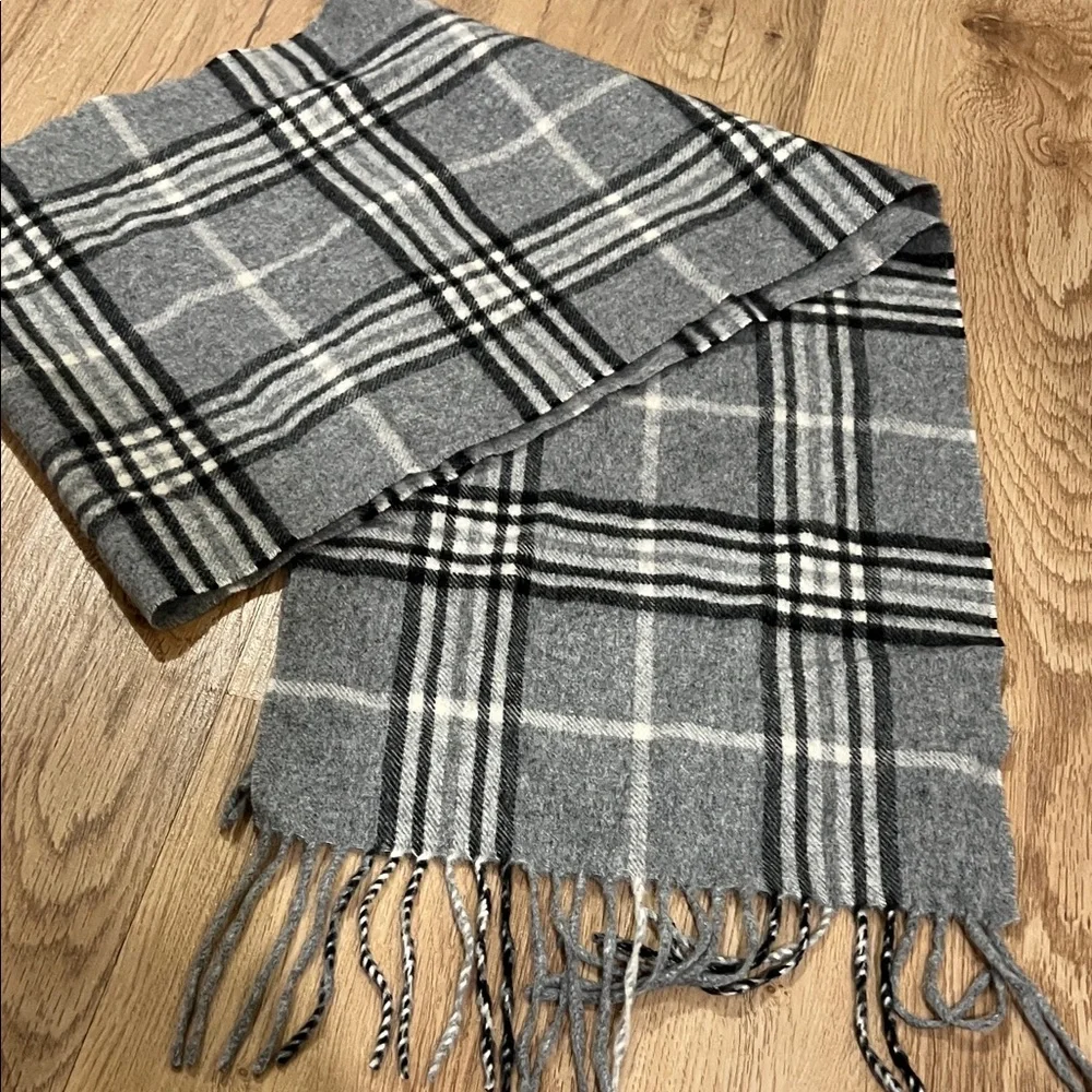 Gray Plaid Men's Scarf